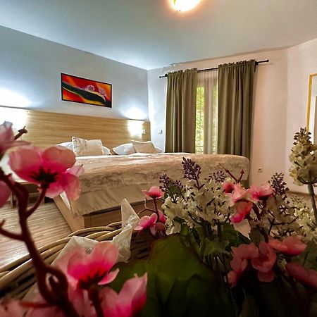 Motel Stovrela ซาซิน ภายนอก รูปภาพ