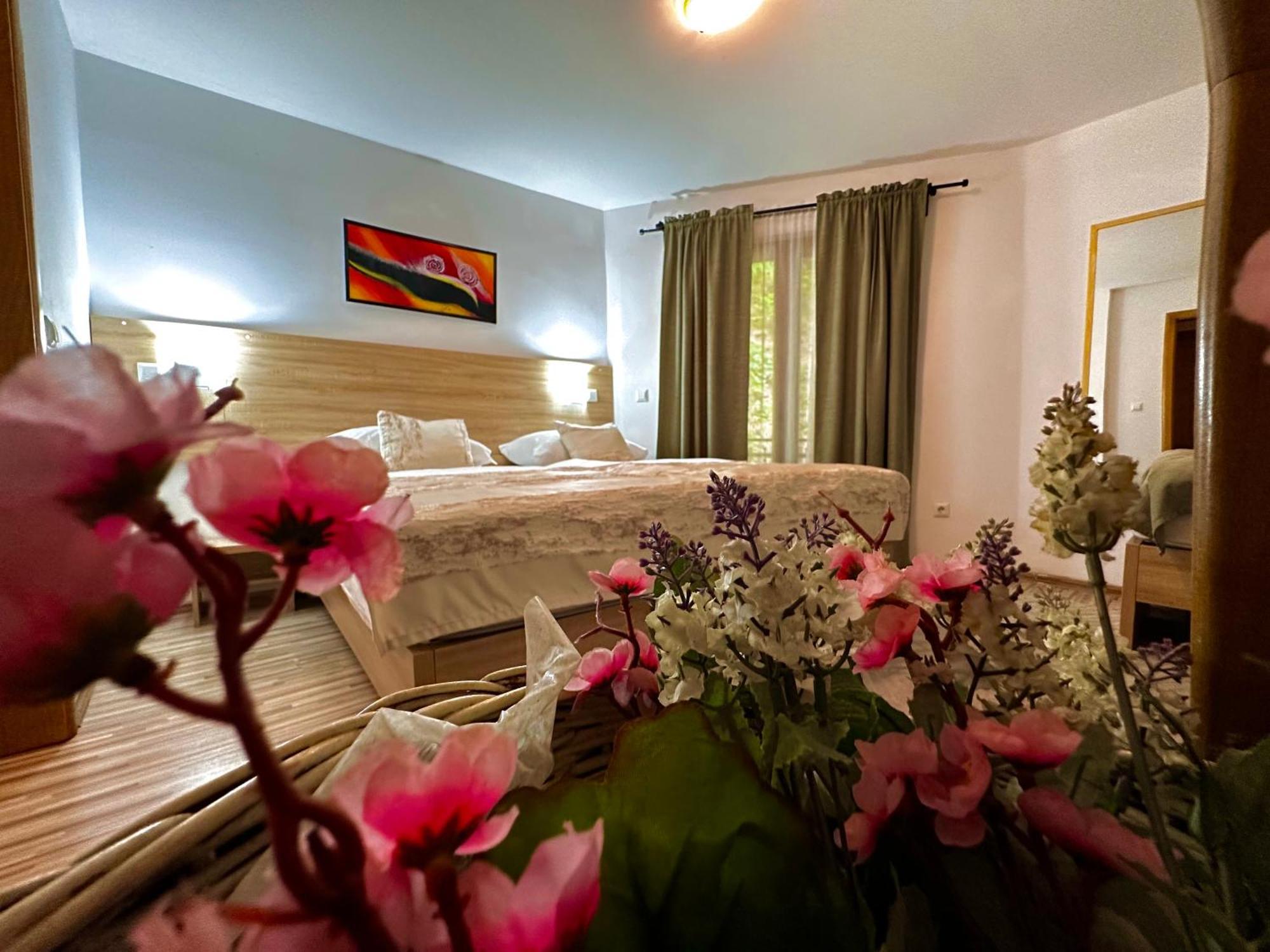 Motel Stovrela ซาซิน ภายนอก รูปภาพ