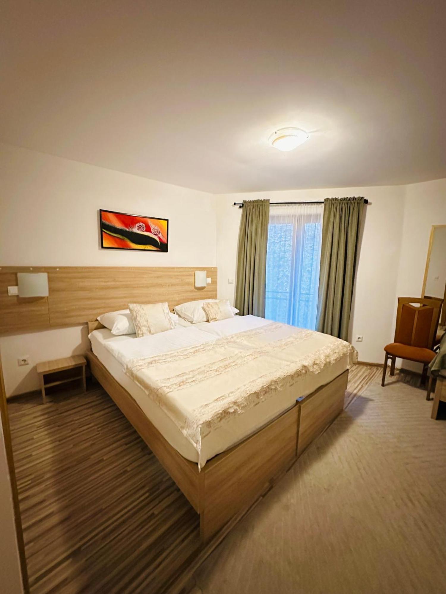 Motel Stovrela ซาซิน ภายนอก รูปภาพ